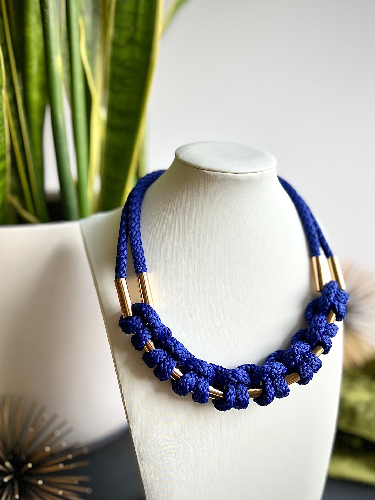 Lelu Nylon Necklace