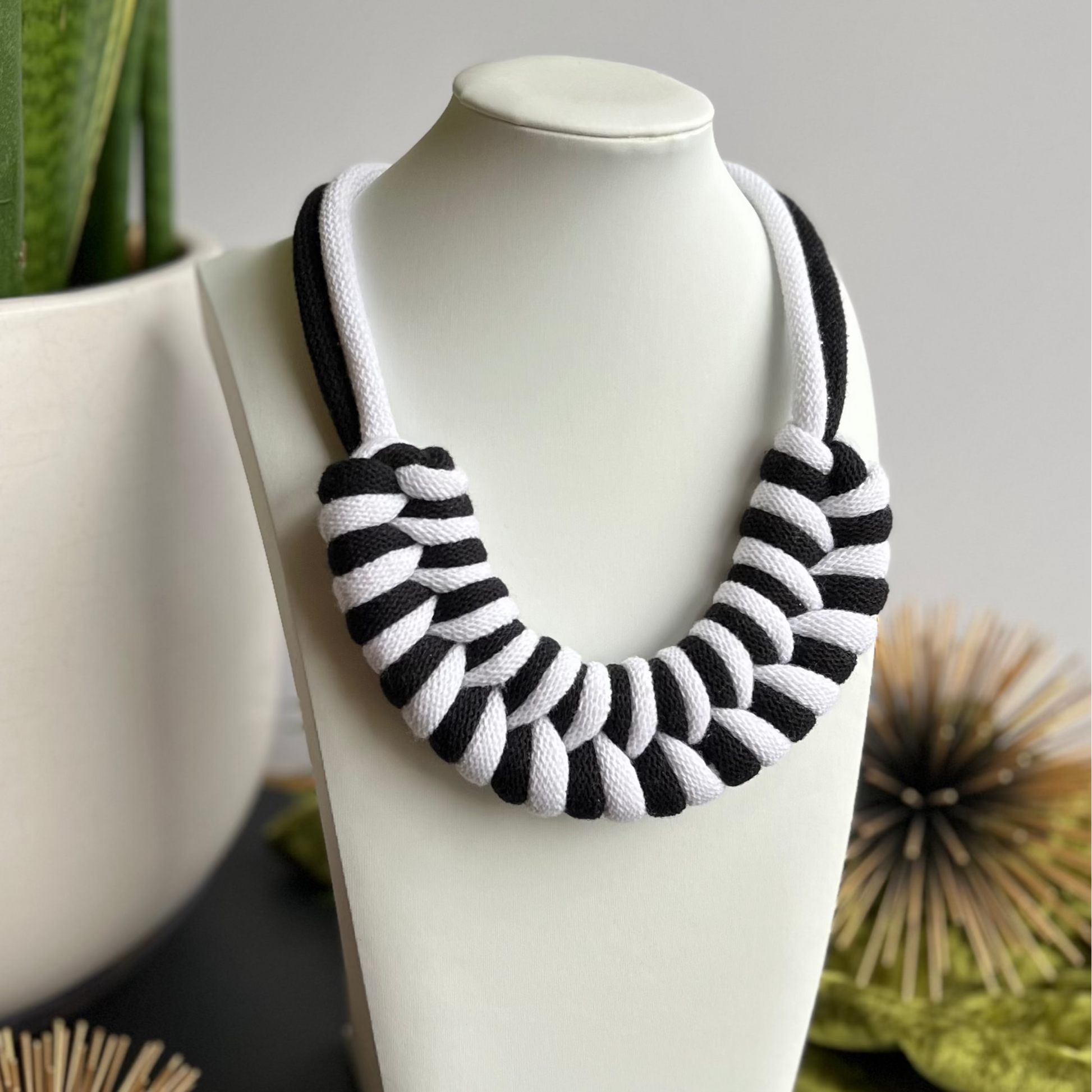 Black & white textile necklace